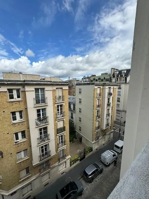 Parisien Vue Sur Tour Eiffel Παρίσι